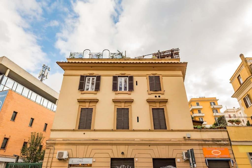 La Casa Dello Scrittore - Writer's Apartment Rom
